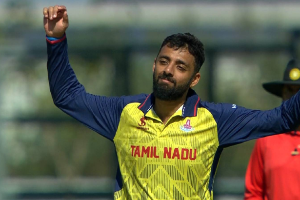 Varun Chakravarthy five-wicket